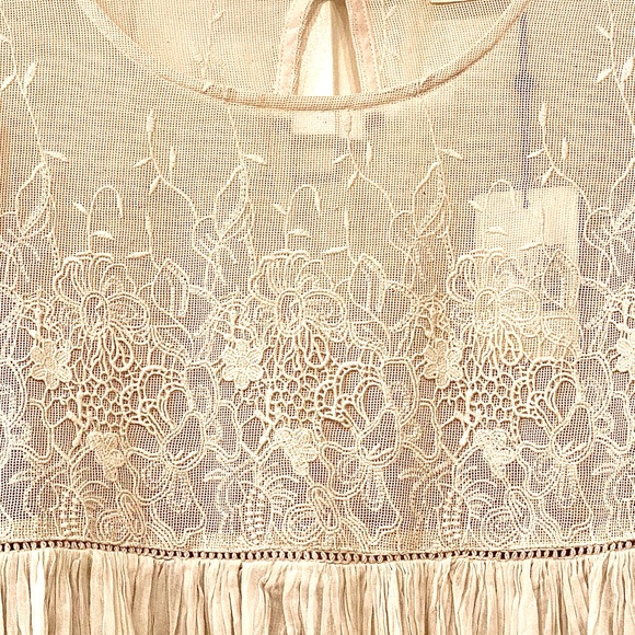 ๐บ๐HP๐๐บ NWT Spell & The Gypsy Scorpio Embroidered Blouse - Picture 12 of 16